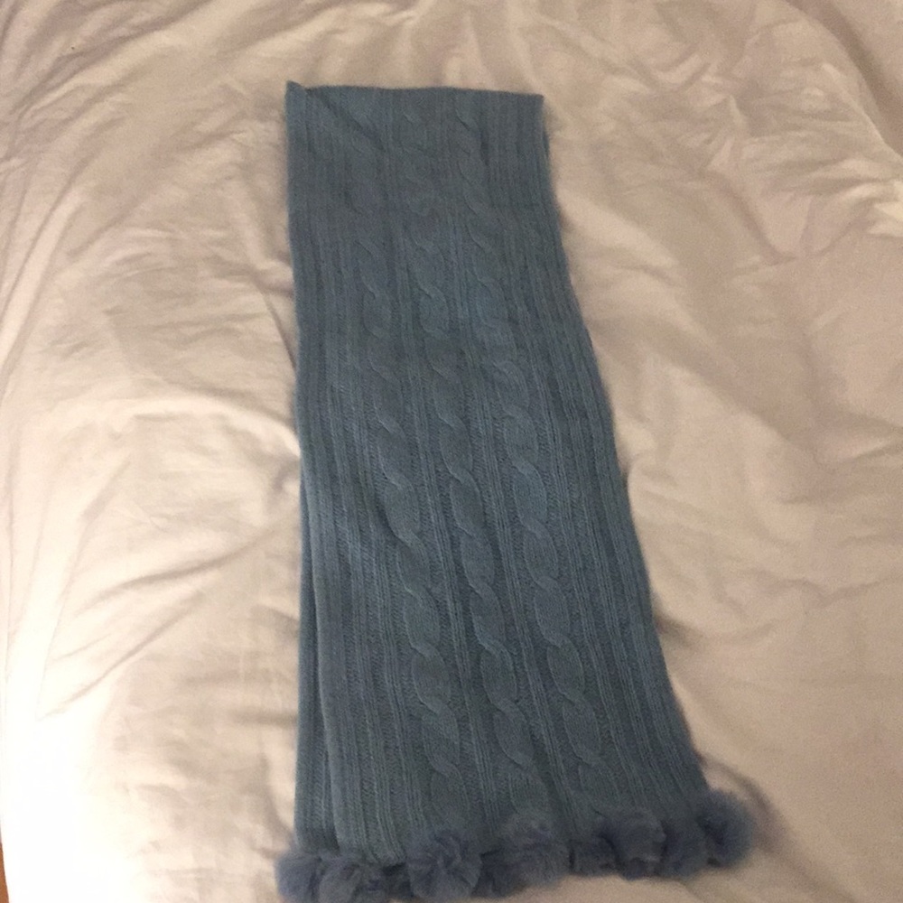 100% Cashmere Scarf - Picture 3 of 5